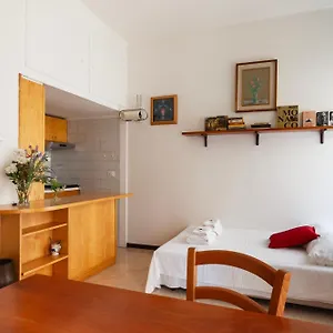 Apartamento Youhosty - Lecco 11 